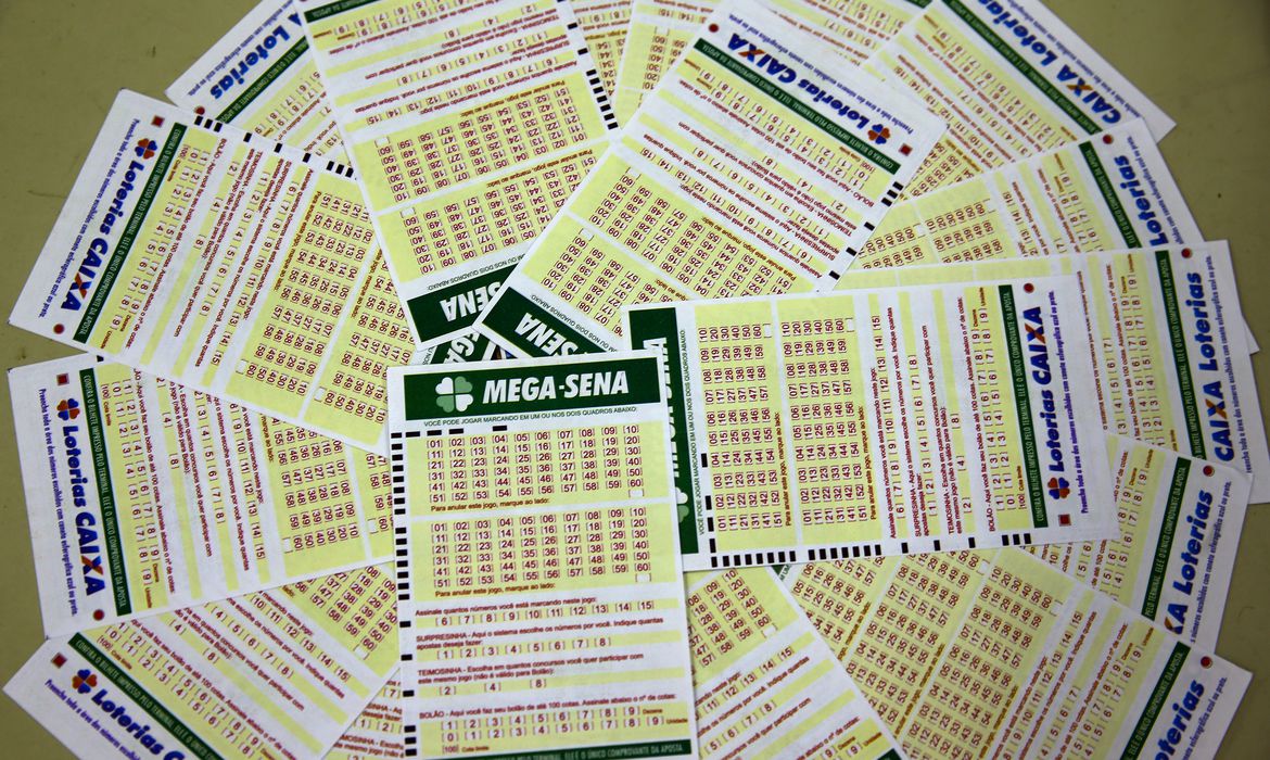 Você está visualizando atualmente Mega-Sena sorteia nesta quarta-feira prêmio de R$ 2,5 milhões