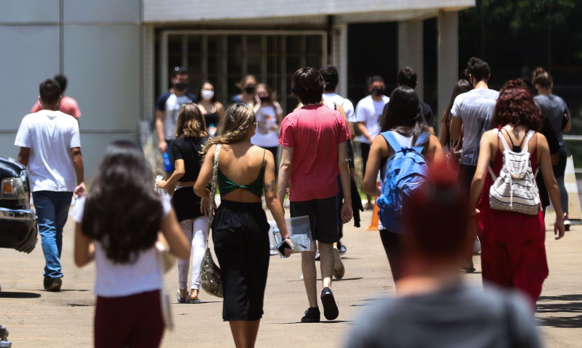 Leia mais sobre o artigo Inep altera cronograma do Censo da Educação Superior 2020