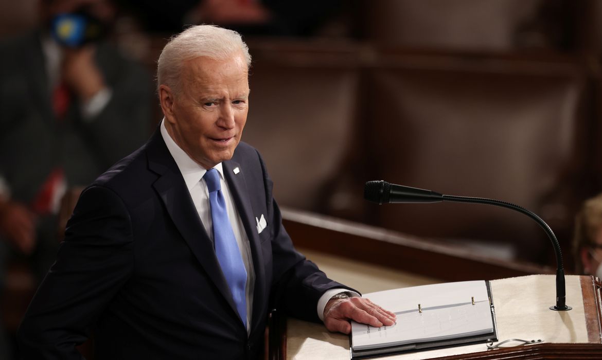 Leia mais sobre o artigo Biden reúne líderes mundiais para debater mudança climática