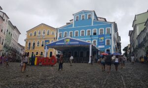 Leia mais sobre o artigo Festa literária ocupa centro histórico de Salvador