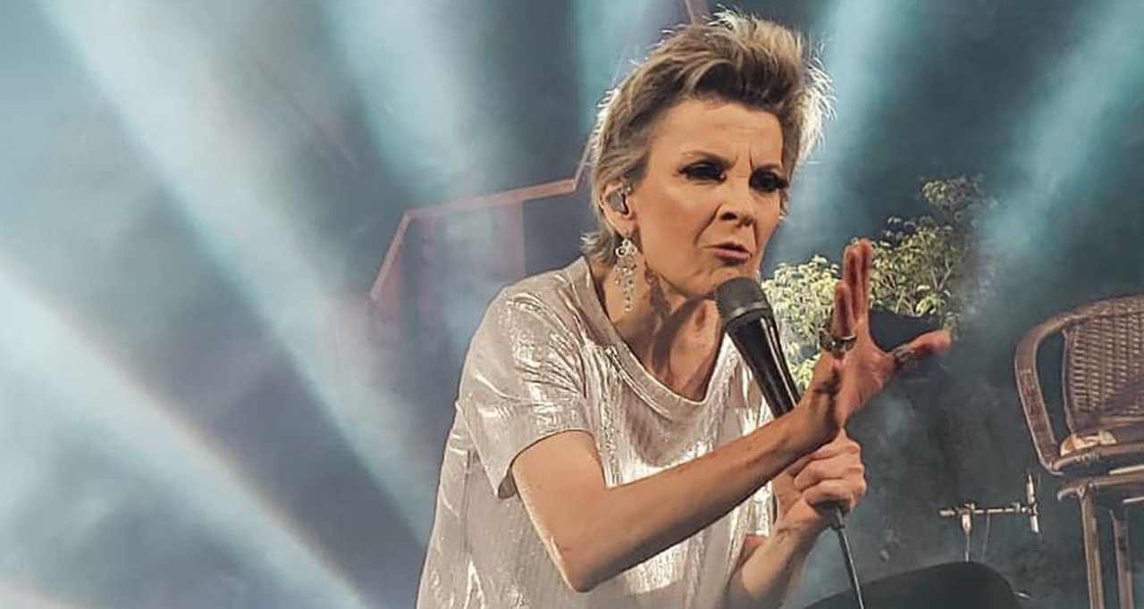 Você está visualizando atualmente Ludmila Ferber cantora gospel, morre aos 56 anos de idade