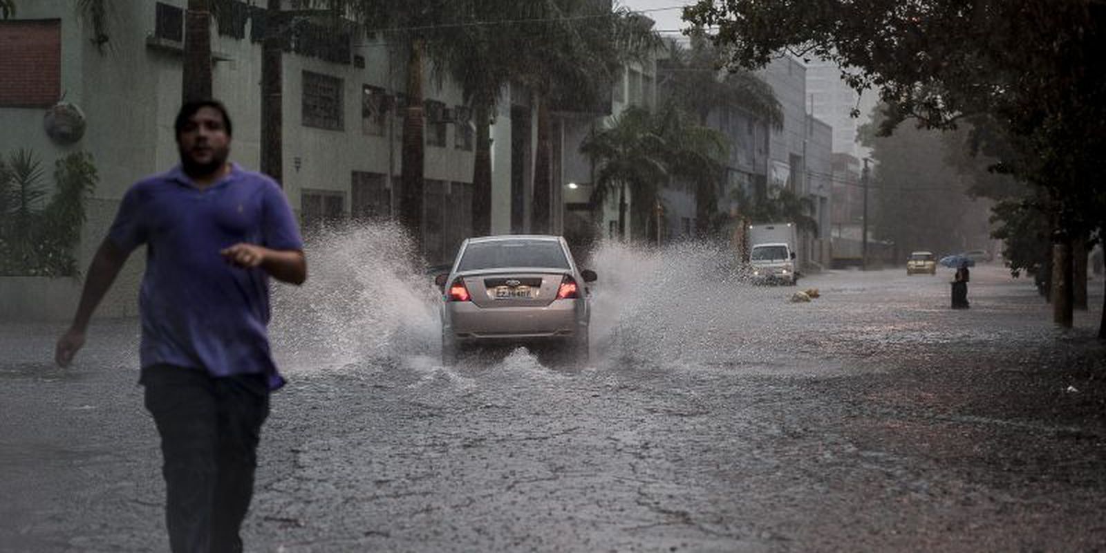 Você está visualizando atualmente São Paulo: registra 21 mortes em decorrência das fortes chuvas