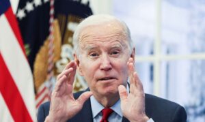 Leia mais sobre o artigo Joe Biden: “Teia de mentiras” representa ameaça à democracia