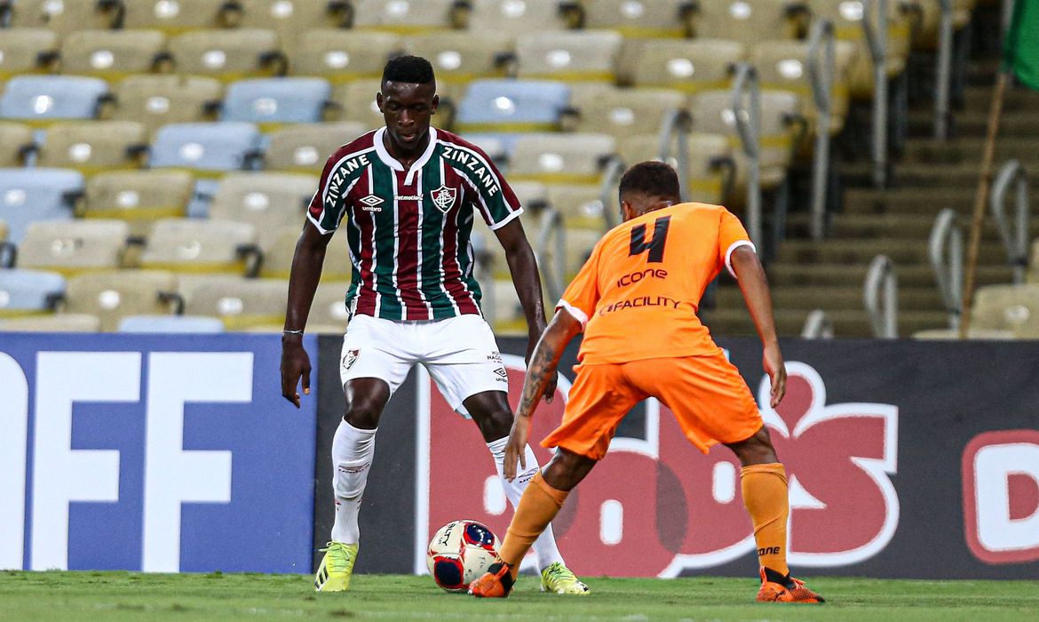 Leia mais sobre o artigo Campeonato Carioca: Fluminense enfrenta Nova Iguaçu tentando manter liderança