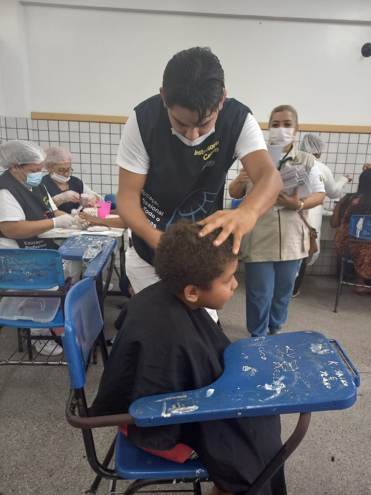 Leia mais sobre o artigo Em Manaus, PMAM promove Ação Solidária, dentro do programa “Comunidade Mais Segura”