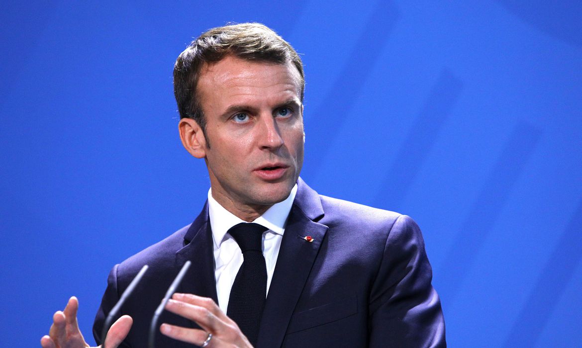 Leia mais sobre o artigo Macron promete enfrentar “dúvidas e divisões” após reeleição na França