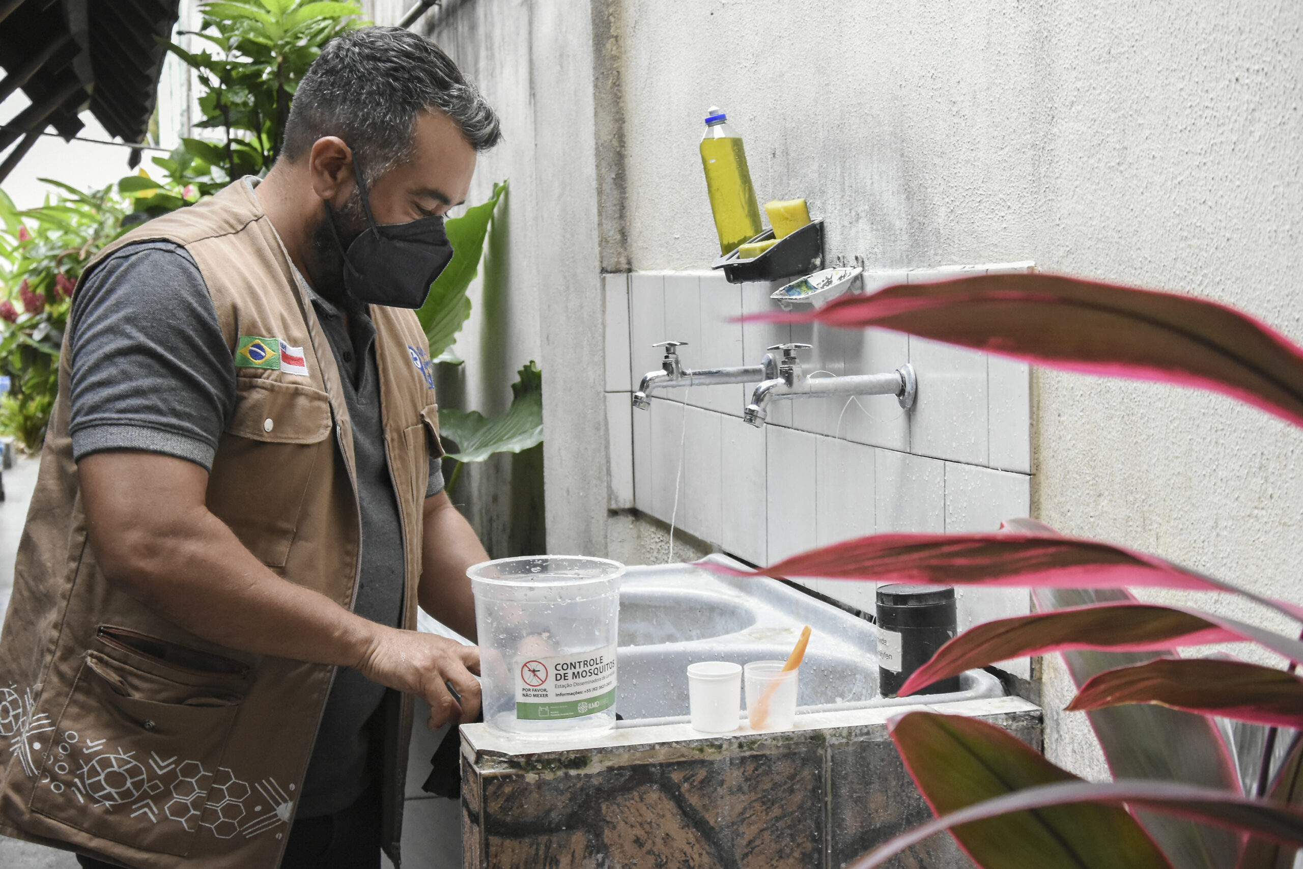 Leia mais sobre o artigo Fiocruz Amazônia testa tecnologia contra o ‘Aedes aegypti’