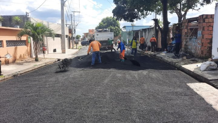 Você está visualizando atualmente Em Manaus obras são realizadas no bairro Conjunto Cidadão 1 ￼