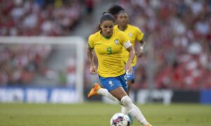 Leia mais sobre o artigo Seleção testa nova formação contra Peru na Copa América Feminina