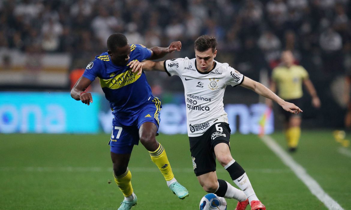 Leia mais sobre o artigo Libertadores: Corinthians desafia Boca por vaga às quartas de final