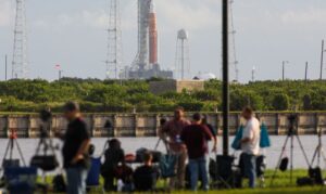 Leia mais sobre o artigo Nasa cancela lançamento da Artemis I após detectar vazamento em motor