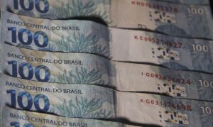 Leia mais sobre o artigo Mercado financeiro reduz projeção da inflação de 5,88% para 5,74%