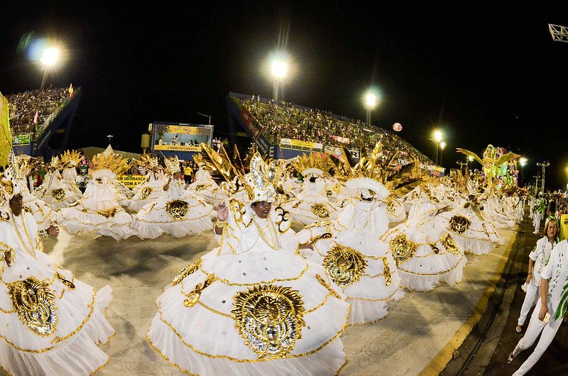 Leia mais sobre o artigo Edital de apoio financeiro às escolas de samba de Manaus torna-se público