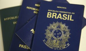 Leia mais sobre o artigo Polícia Federal anuncia normalização na emissão de passaportes