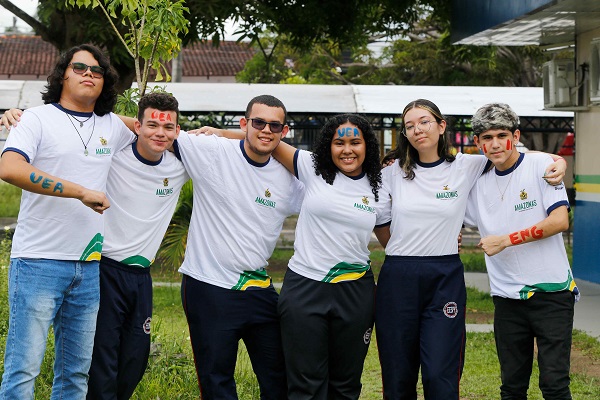 Você está visualizando atualmente Escolas das zonas da capital se destacam com maior número de aprovados no vestibular da UEA