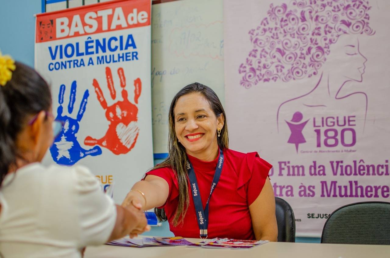 Você está visualizando atualmente Sejusc oferece apoio psicológico e capacitação a mulheres vítimas de violência doméstica