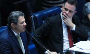 Leia mais sobre o artigo Haddad defende abertura da “caixa-preta” das renúncias fiscais