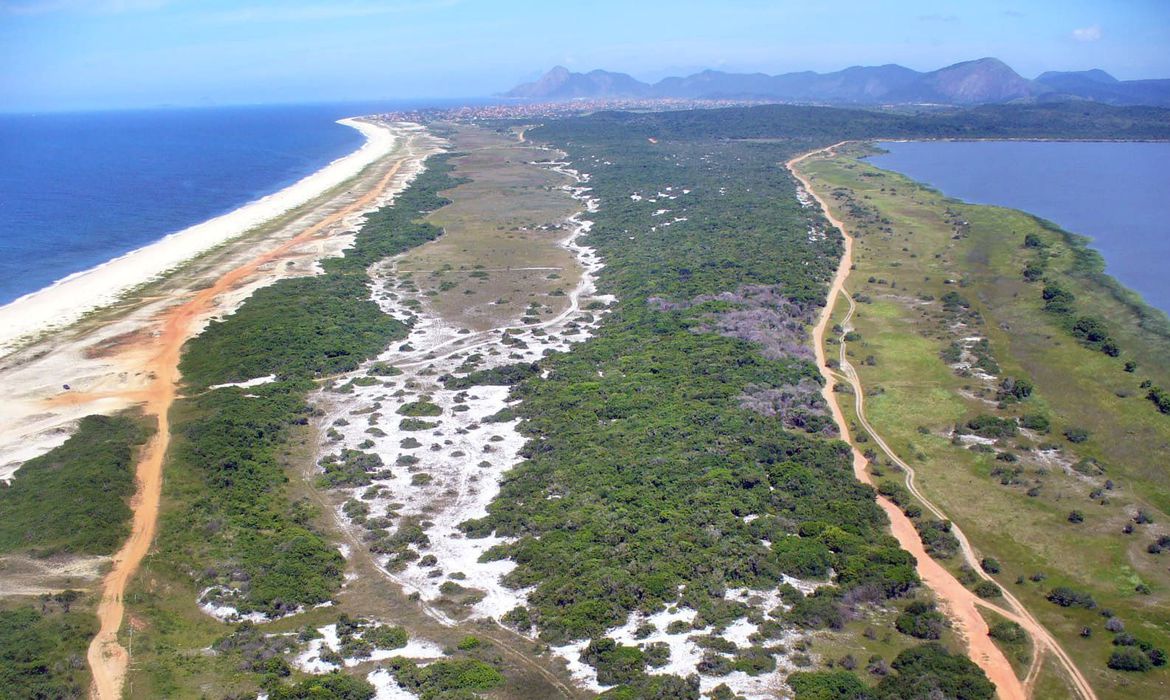 Leia mais sobre o artigo STJ suspende obra e licença ambiental de resort em restinga de Maricá