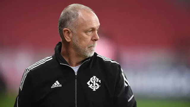 Você está visualizando atualmente Internacional demite Mano Menezes e já tem técnico favorito para assumir