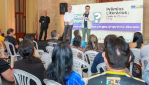 Leia mais sobre o artigo Lançamento dos livros impressos e ganhadores dos prêmios Literários Cidade de Manaus