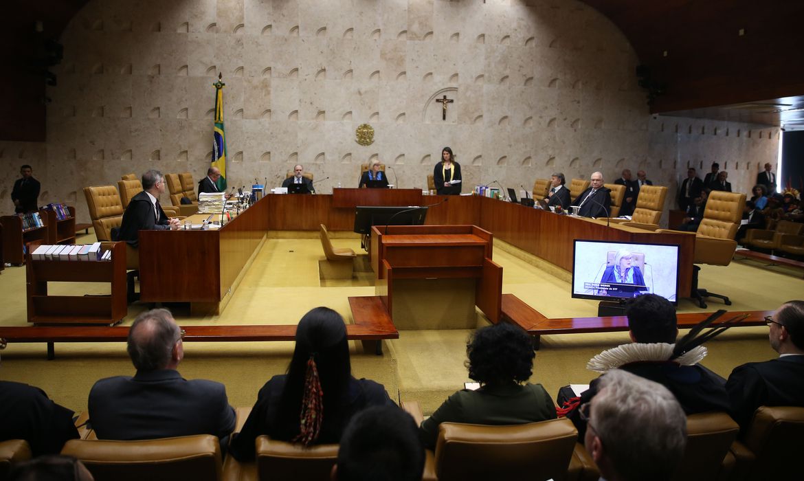 Você está visualizando atualmente Supremo Tribunal Federal abre sessão e retoma julgamento sobre marco temporal