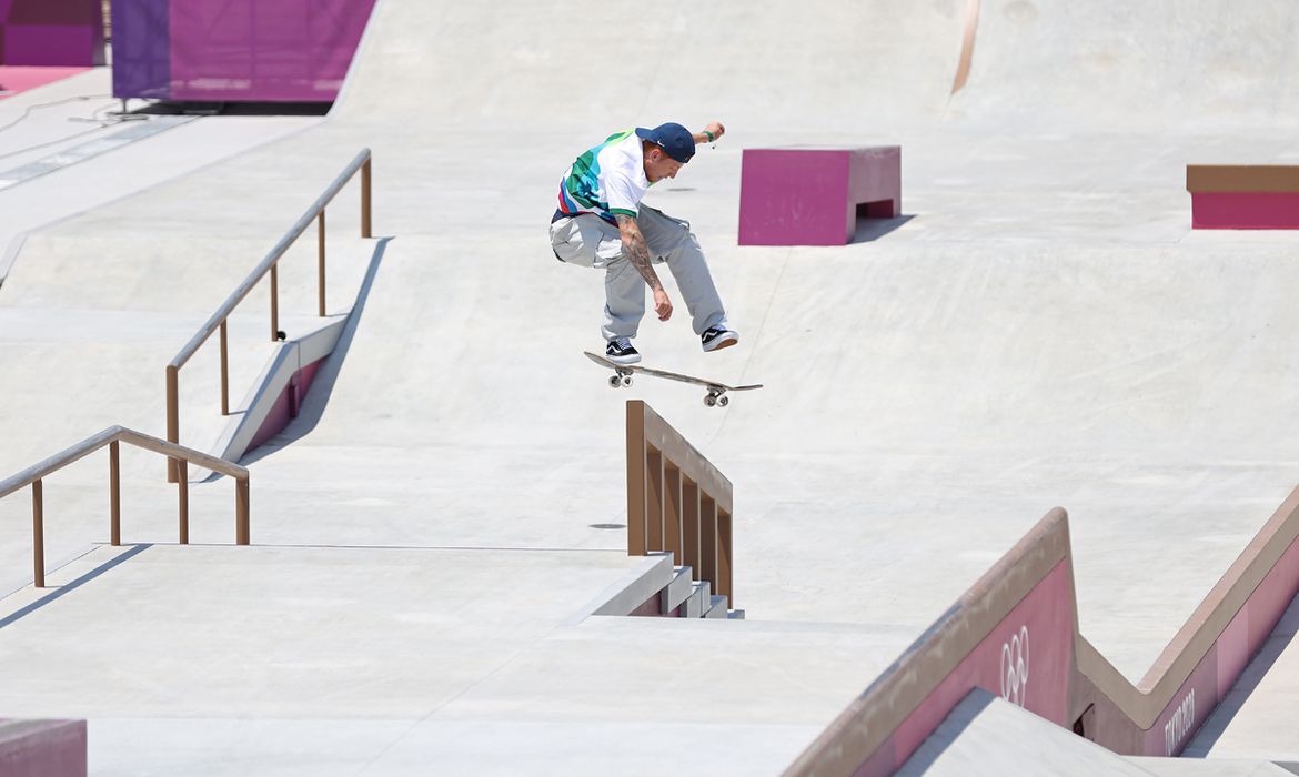 Leia mais sobre o artigo Giovanni Vianna é bronze na Suíça no skate street