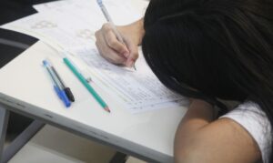 Leia mais sobre o artigo Mais de 900 mil alunos fazem 2ª etapa da Olimpíada de Matemática