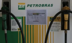 Leia mais sobre o artigo Diesel mais barato a partir desta sexta-feira nas distribuidoras