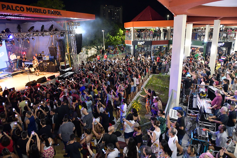 Você está visualizando atualmente Shows gratuitos de diversos gêneros musicais na Casa de Praia Zezinho Corrêa são promovidos em Manaus