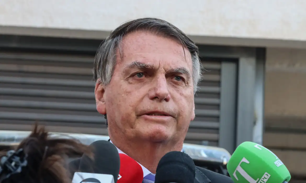 Leia mais sobre o artigo Bolsonaro discutiu minuta de golpe que previa prender Moraes, diz PF