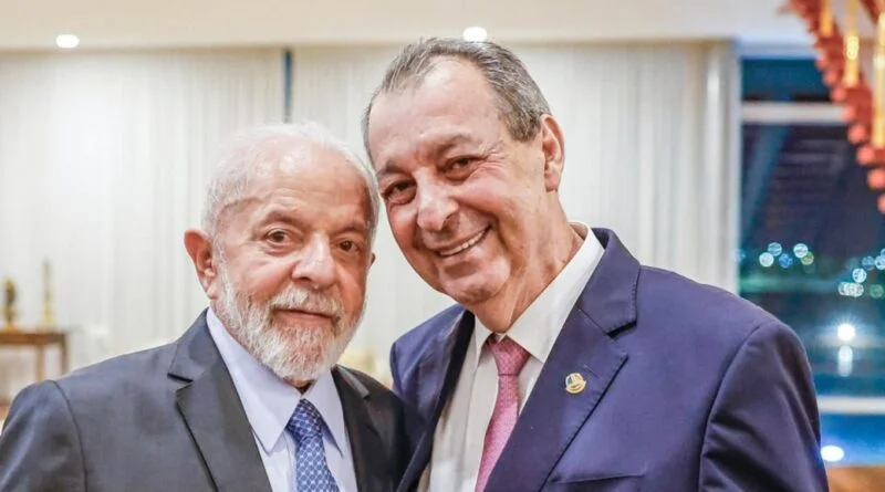 Leia mais sobre o artigo Senador Omar Aziz participa de reunião com presidente Lula sobre pautas do Congresso e conversam também sobre Amazonas e Brasil