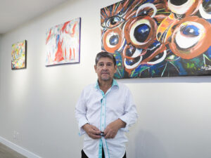 Leia mais sobre o artigo Artista uruguaio expõe quadros com temática amazônica na galeriada Escola Judicial do TRT da 11ª Região