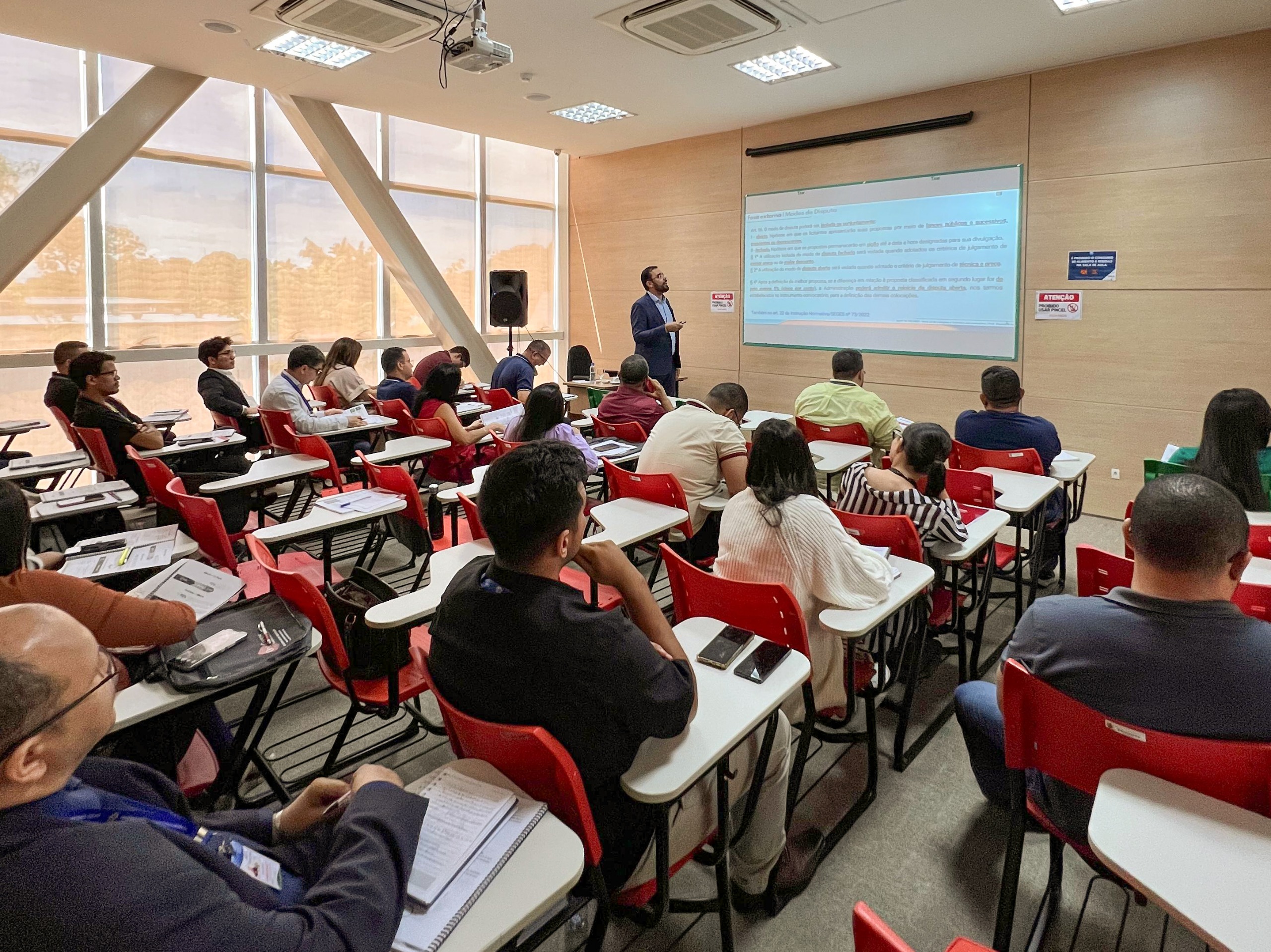 Leia mais sobre o artigo ECP do TCE-AM realiza curso sobre atualizações na Lei de Licitações para servidores públicos