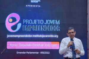 Leia mais sobre o artigo Deputado João Luiz participa do Projeto Jovem Tech visando qualificar estudantes do Amazonas