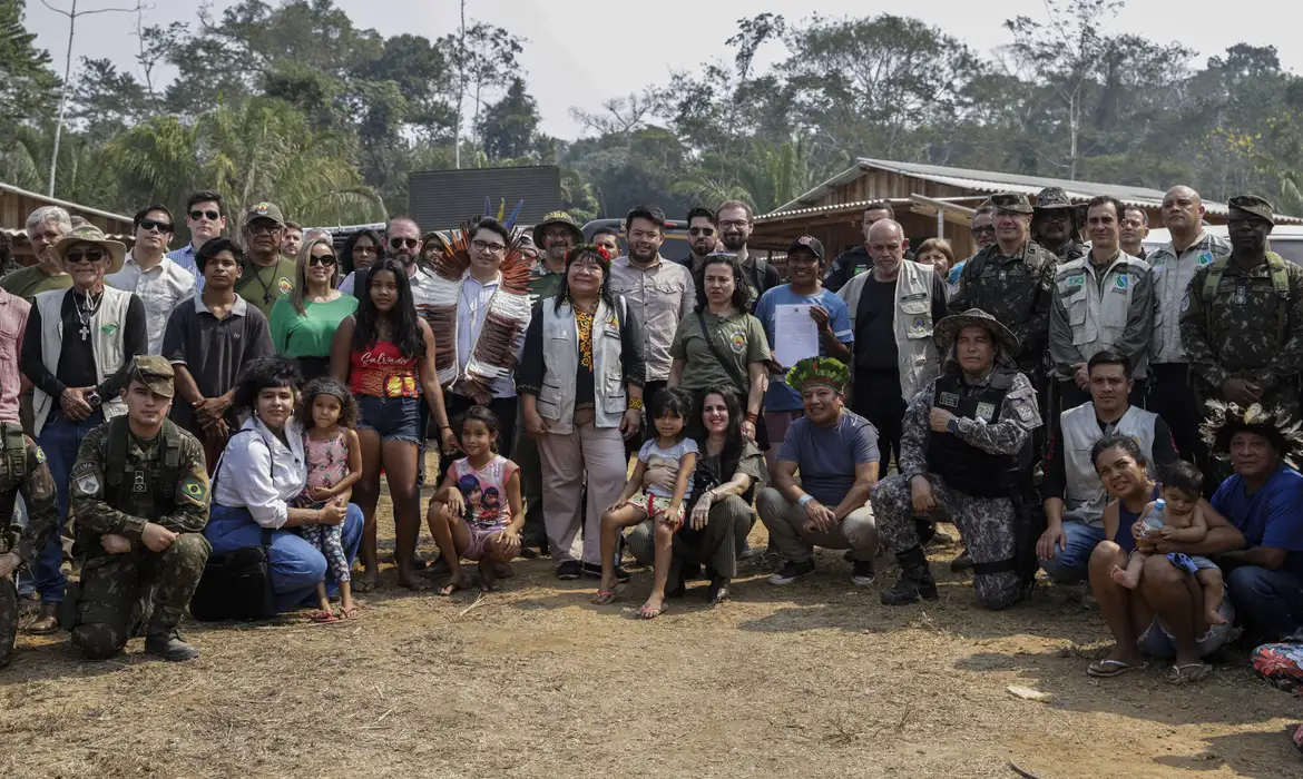 Você está visualizando atualmente Após dois meses, desintrusão na Terra Indígena Karipuna é finalizada