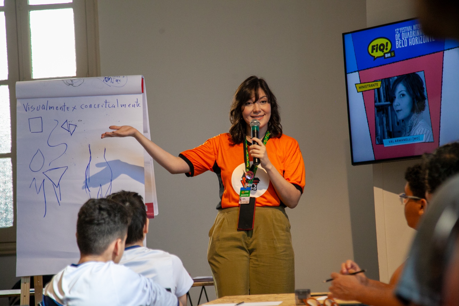 Você está visualizando atualmente Bate-papo com os Quadrinistas acontece nesta terça, 4, na Livraria Valer