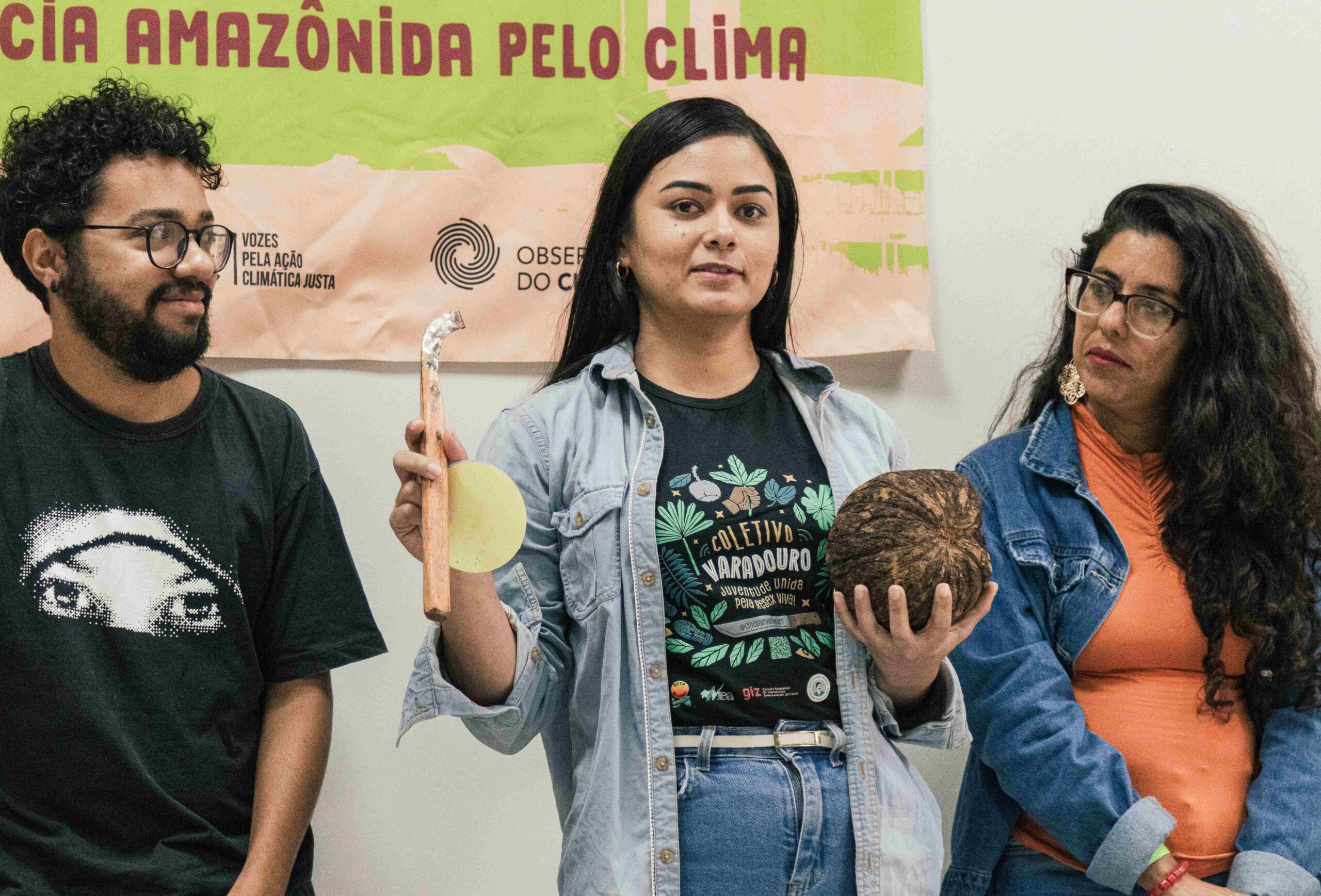 Leia mais sobre o artigo Jovem extrativista da Amazônia é aprovada em mestrado na UnB e reforça luta por educação em territórios tradicionais