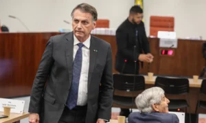 Leia mais sobre o artigo PGR pede condenação de Bolsonaro e mais 7 réus por golpe de Estado