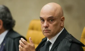 Leia mais sobre o artigo Moraes autoriza polícia penal a fazer vigilância integral de Bolsonaro