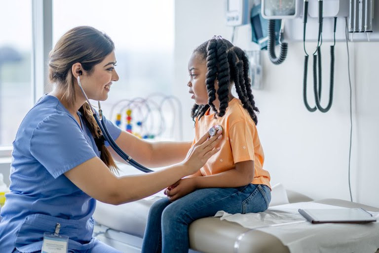 No momento, você está visualizando Governo do Brasil anuncia chegada de 322 médicos especialistas e R$ 2,5 bilhões para novas unidades de saúde