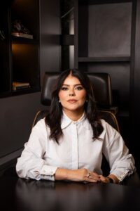 Leia mais sobre o artigo Caroline Frota lança “Entre causas e desafios”, no próximo dia 13, na Valer Teatro